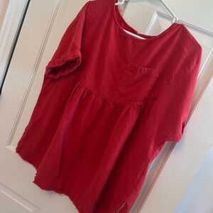 Red babydoll style shirt w front pocket and raw edge hem // XXL